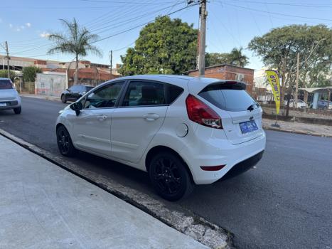 FORD Fiesta Hatch 1.6 16V 4P SEL FLEX, Foto 5
