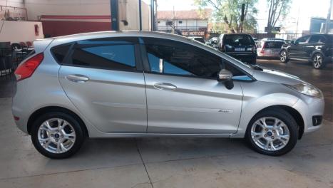FORD Fiesta Hatch 1.6 16V 4P SE FLEX, Foto 5