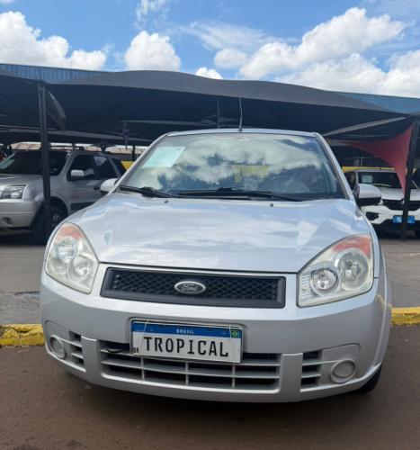 FORD Fiesta Hatch 1.6 4P FLEX, Foto 4