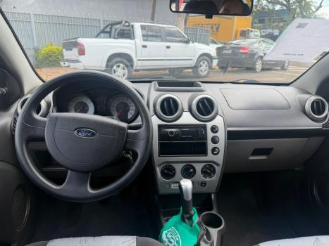 FORD Fiesta Hatch 1.6 4P FLEX, Foto 10