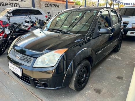 FORD Fiesta Hatch 1.0 4P, Foto 2