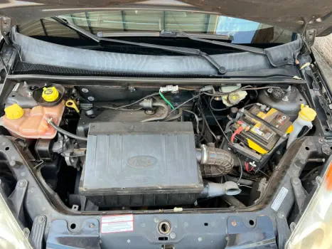 FORD Fiesta Hatch 1.0 4P, Foto 9