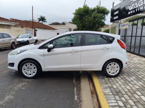 FORD Fiesta Hatch 1.5 16V 4P S FLEX, Foto 4