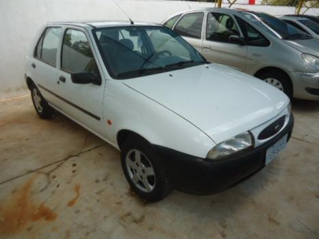 FORD Fiesta Hatch 1.0 4P, Foto 2