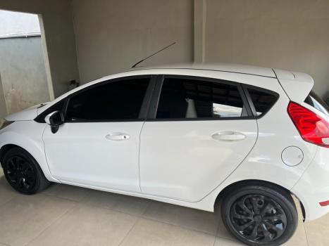 FORD Fiesta Hatch 1.5 16V 4P S FLEX, Foto 2
