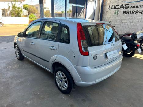 FORD Fiesta Hatch 1.6 4P, Foto 4
