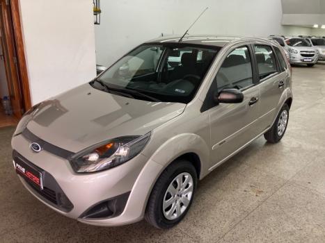 FORD Fiesta Hatch 1.6, Foto 3