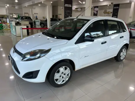 FORD Fiesta Hatch 1.0 4P, Foto 2