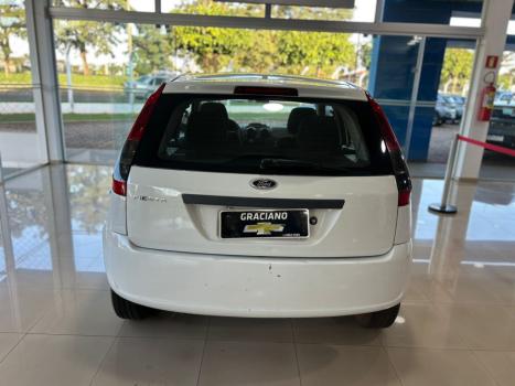 FORD Fiesta Hatch 1.0 4P, Foto 7