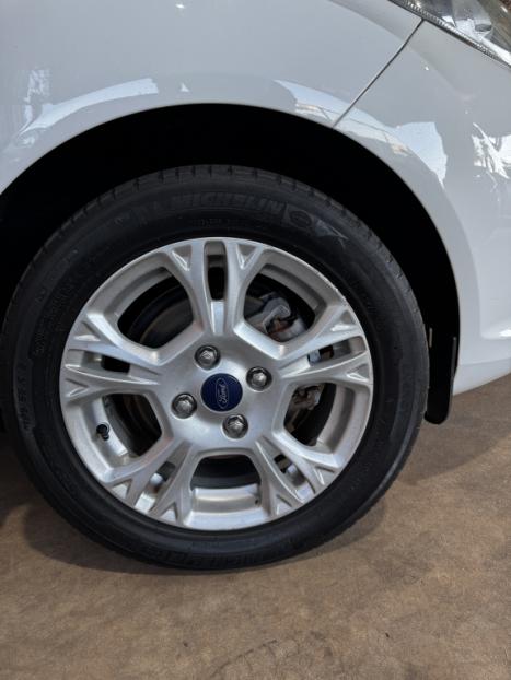 FORD Fiesta Hatch 1.6 16V 4P FLEX SE POWERSHIFT AUTOM�TICO, Foto 3