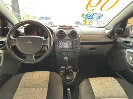 FORD Fiesta Hatch 1.0 4P FLEX, Foto 8