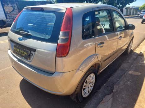 FORD Fiesta Hatch 1.0, Foto 3