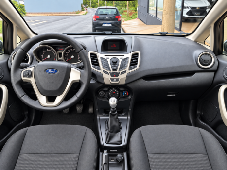 FORD Fiesta Hatch 1.6 16V 4P SE FLEX, Foto 4