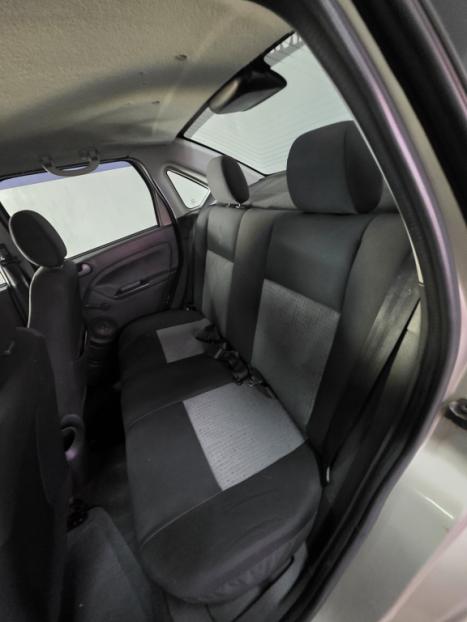 FORD Fiesta Sedan 1.6 4P FLEX, Foto 2