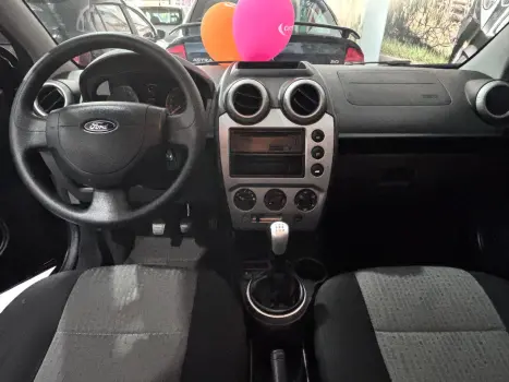 FORD Fiesta Sedan 1.6 4P ROCAM FLEX, Foto 5