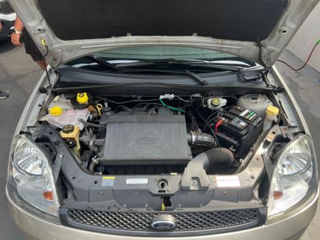 FORD Fiesta Sedan 1.6 4P ROCAM FLEX, Foto 9