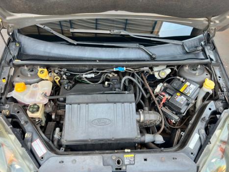 FORD Fiesta Sedan 1.6 4P FLEX, Foto 9
