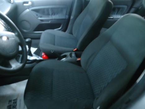 FORD Fiesta Sedan 1.6 4P FLEX, Foto 3