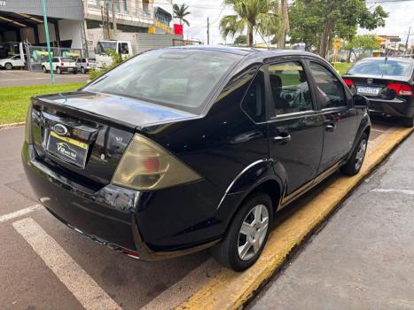 FORD Fiesta Sedan 1.6 4P ROCAM FLEX, Foto 2