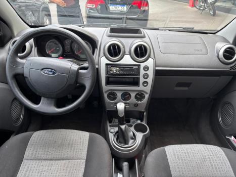 FORD Fiesta Sedan 1.6 4P ROCAM FLEX, Foto 9