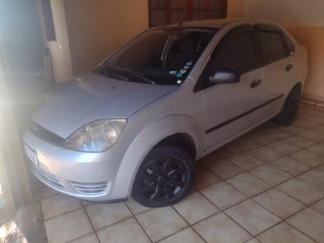 FORD Fiesta Sedan 1.6 4P FLEX, Foto 2