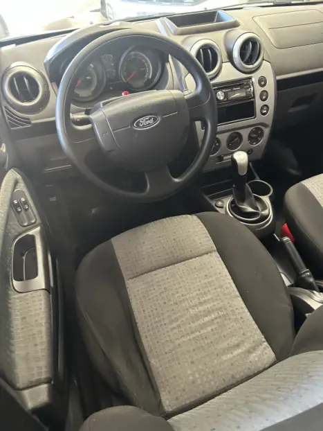FORD Fiesta Sedan 1.6 4P CLASS FLEX, Foto 2