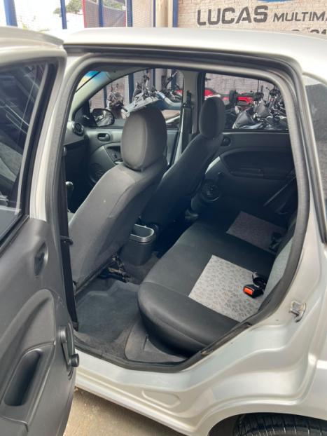 FORD Fiesta Sedan 1.6 4P FLEX, Foto 6