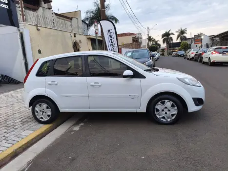 FORD Fiesta Sedan 1.6 4P ROCAM FLEX, Foto 6