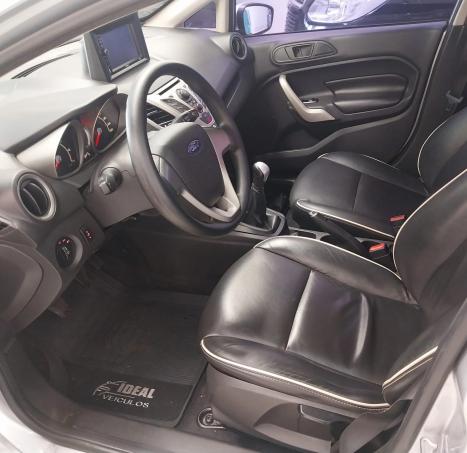FORD Fiesta Sedan , Foto 7