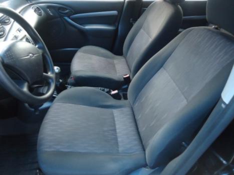 FORD Focus Hatch 1.6 4P GL, Foto 3