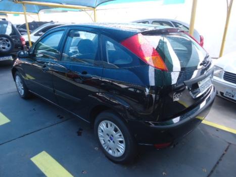 FORD Focus Hatch 1.6 4P GL, Foto 5