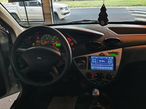 FORD Focus Hatch 1.6 4P GL, Foto 5