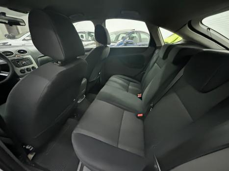 FORD Focus Hatch 1.6 4P FLEX GL, Foto 9 FORD Focus Hatch 1.6 4P FLEX GL, Foto 9