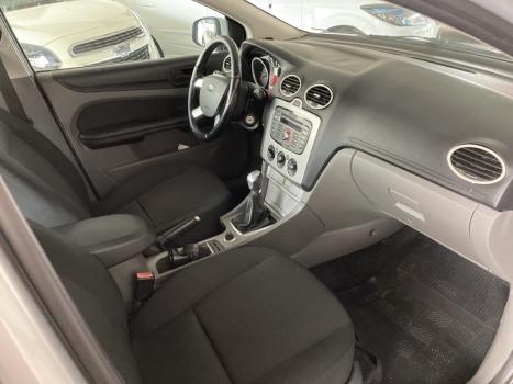 FORD Focus Hatch 1.6 4P FLEX GL, Foto 6 FORD Focus Hatch 1.6 4P FLEX GL, Foto 6