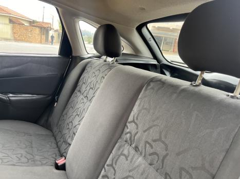 FORD Focus Hatch 1.6 4P, Foto 7 FORD Focus Hatch 1.6 4P, Foto 7