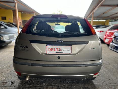 FORD Focus Hatch 1.6 4P, Foto 9 FORD Focus Hatch 1.6 4P, Foto 9