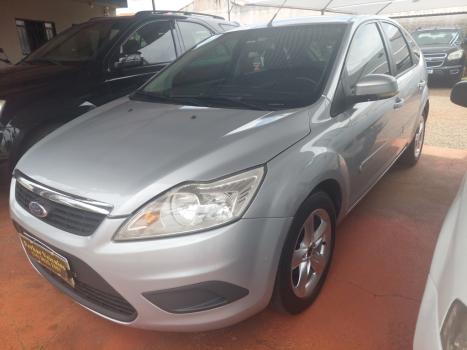 FORD Focus Hatch 1.6 4P FLEX GL, Foto 2