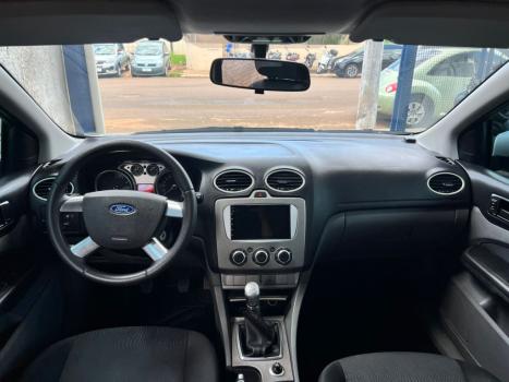 FORD Focus Hatch 1.6 4P, Foto 7