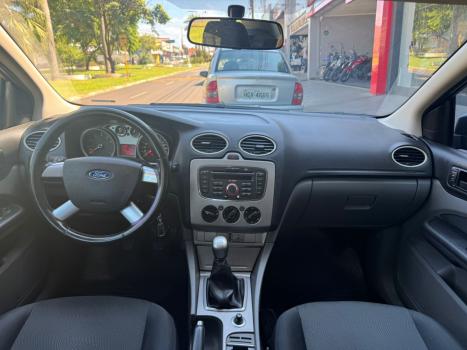 FORD Focus Hatch 1.6 4P FLEX GL, Foto 8
