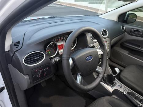 FORD Focus Hatch 1.6 4P GLX FLEX, Foto 5