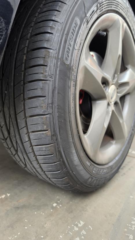 FORD Focus Hatch 1.6 4P GLX FLEX, Foto 2