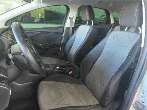 FORD Focus Hatch 1.6 16V 4P SE FLEX, Foto 7