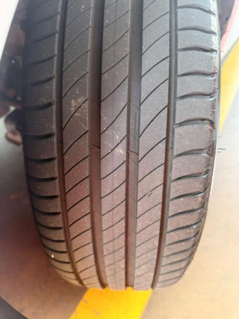 FORD Focus Hatch 1.6 4P GLX FLEX, Foto 9