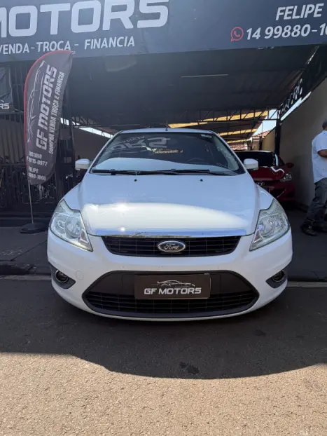 FORD Focus Hatch 1.6 4P FLEX GL, Foto 4