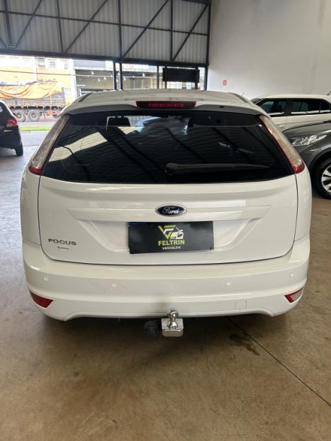 FORD Focus Hatch 1.6 4P, Foto 8