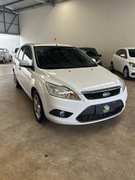 FORD Focus Hatch 1.6 4P, Foto 10