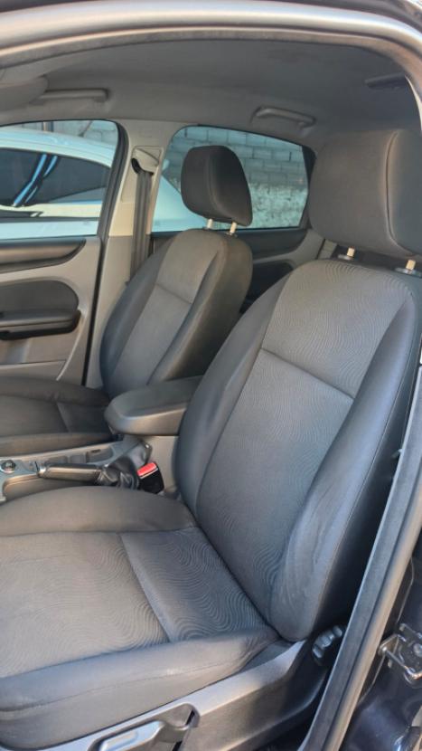 FORD Focus Hatch 1.6 4P GLX FLEX, Foto 8