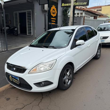 FORD Focus Hatch 1.6 4P GLX FLEX, Foto 2