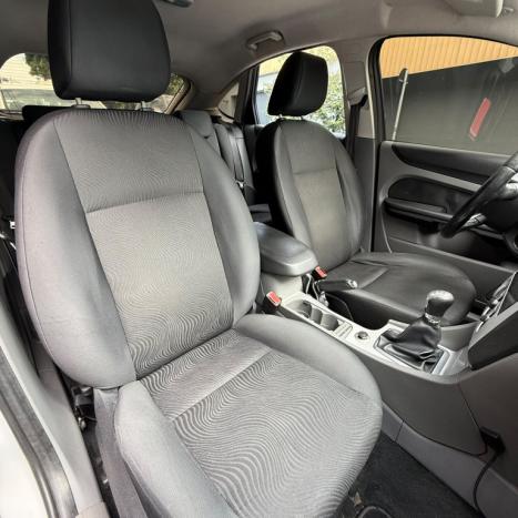 FORD Focus Hatch 1.6 4P GLX FLEX, Foto 8