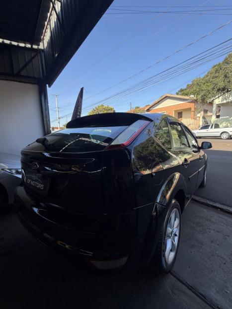 FORD Focus Hatch 1.6 16V 4P FLEX S, Foto 2